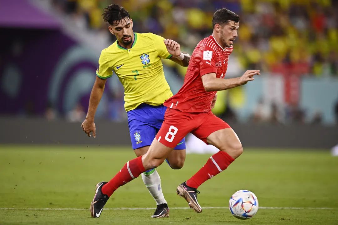 世界杯-巴西1-0击败瑞士提前出线