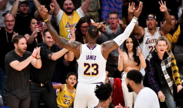 球迷网nba(NBA哪家球迷最忠诚？美国一项研究告诉你答案)