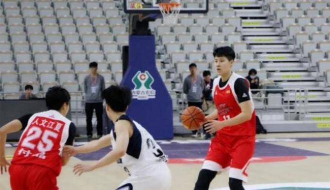 河北女篮63 - 66武汉女篮